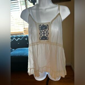 Women’s white tank